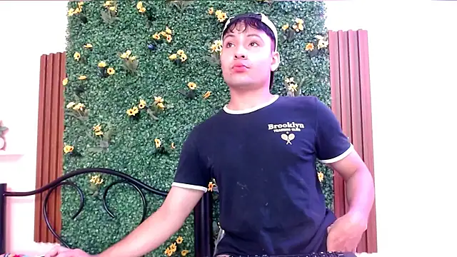 angel666smit online show from 10.28.25