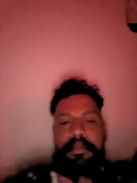 Snapshot of Hot-boss15 chatting on 10.25.25 Hot-boss15 online show from 10.25.25