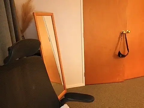 john clarisa online show from 04.08.26