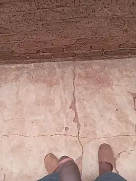 younggblackkCOCK19 online show from 12.02.25