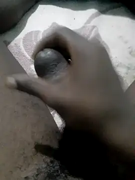 younggblackkCOCK19 online show from 05.17.26