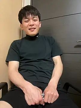 Snapshot of miyabi_yabi chatting on 04.23.26 miyabi yabi online show from 04.23.26