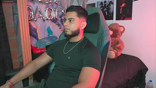 Tiler wolker online show from 04.01.26