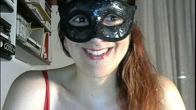 Snapshot of SexyPupil chatting on 06.23.26 SexyPupil online show from 06.23.26