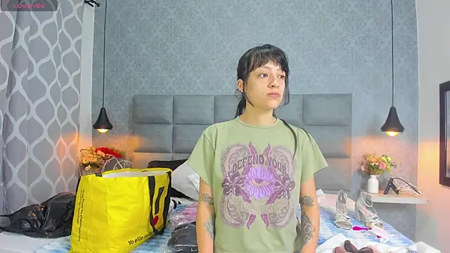 Luna Bella3 online show from 01.13.26