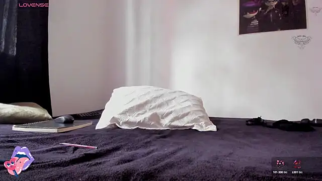 ghostwomaan online show from 06.02.26