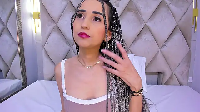 violett rabbit  online show from 01.06.26