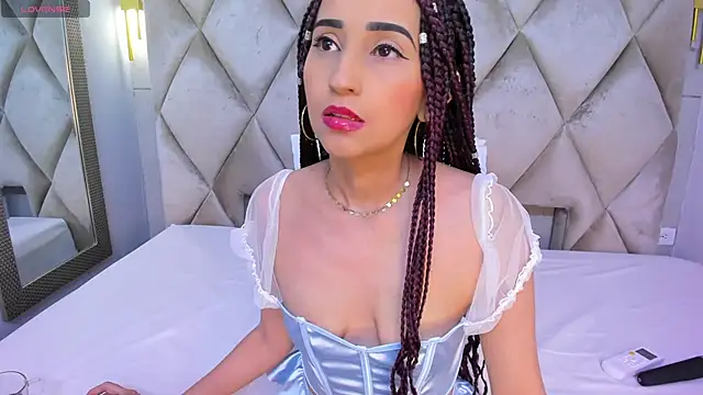 violett rabbit  online show from 02.02.26