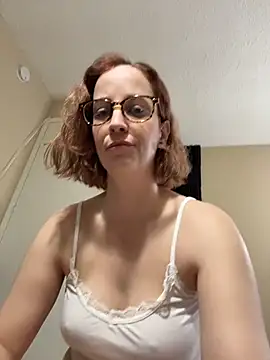 CreamedKitten online show from 11.21.25