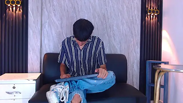 LaPantera Rosa online show from 11.06.25