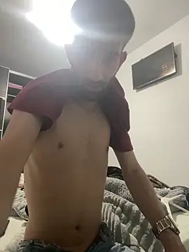 Snapshot of Dondeloquieras4 chatting on 02.14.26 Dondeloquieras4 online show from 02.14.26