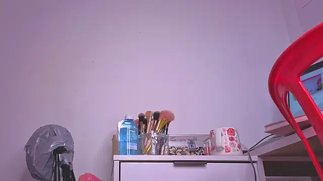 Miia330 online show from 05.23.26