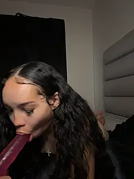 nikkiloveee online show from 01.17.26