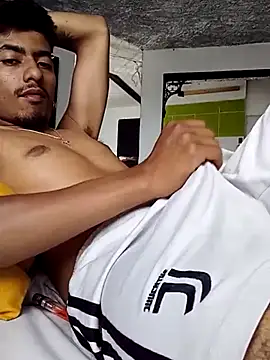 SkinniYamo online show from 03.24.26