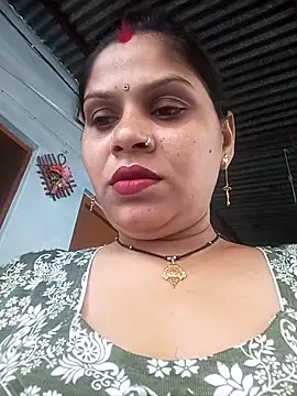 Snapshot of HayatKapoor chatting on 11.12.25 HayatKapoor online show from 11.12.25