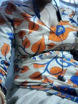 Hot-Rubyy online show from 03.28.26