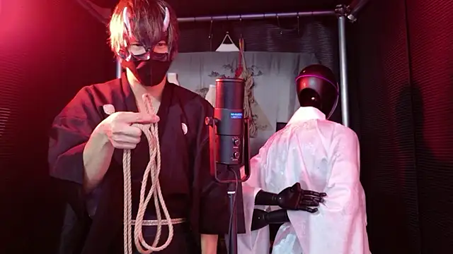 Snapshot of Onitaro_jp chatting on 11.09.25 Onitaro jp online show from 11.09.25