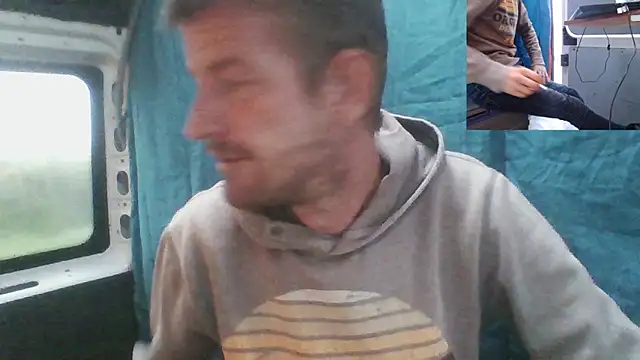 maxtoxic hot online show from 10.29.25