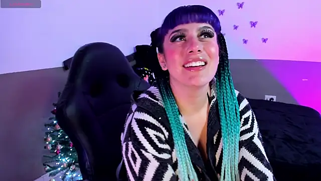 Snapshot of Monserrat_Cute_ chatting on 11.23.25 Monserrat Cute online show from 11.23.25