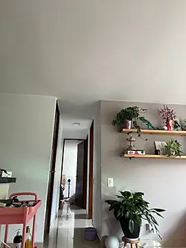 Snapshot of SugarTroubl33 chatting on 11.12.25 SugarTroubl33 online show from 11.12.25