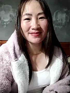 Snapshot of emini-xx chatting on 02.04.26 emini-xx online show from 02.04.26