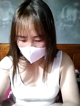 Snapshot of emini-xx chatting on 02.21.26 emini-xx online show from 02.21.26