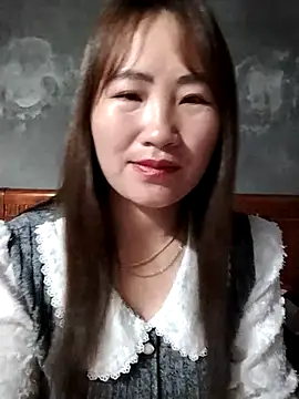 Snapshot of emini-xx chatting on 02.22.26 emini-xx online show from 02.22.26