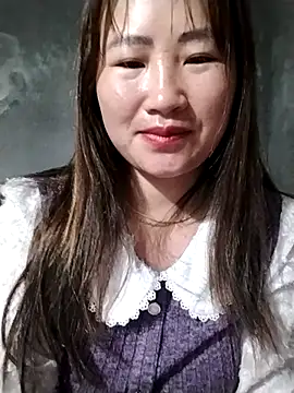 Snapshot of emini-xx chatting on 02.25.26 emini-xx online show from 02.25.26