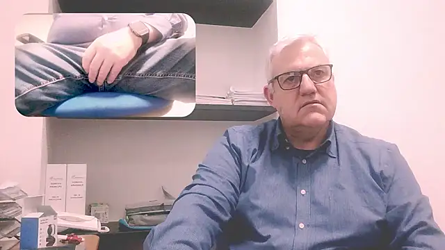 Snapshot of Diegoriv71 chatting on 02.10.26 Diegoriv71 online show from 02.10.26