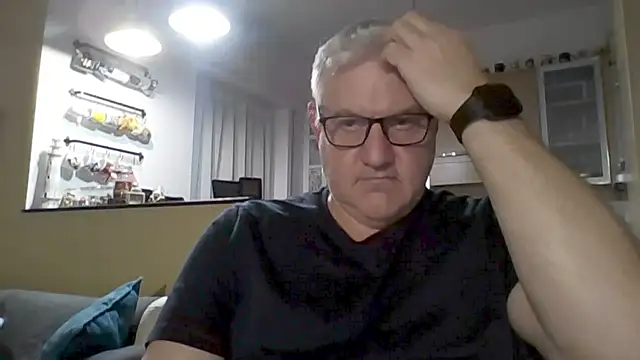 Snapshot of Diegoriv71 chatting on 02.14.26 Diegoriv71 online show from 02.14.26