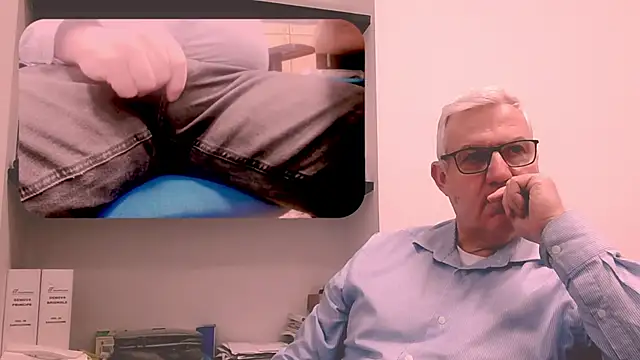 Snapshot of Diegoriv71 chatting on 02.19.26 Diegoriv71 online show from 02.19.26