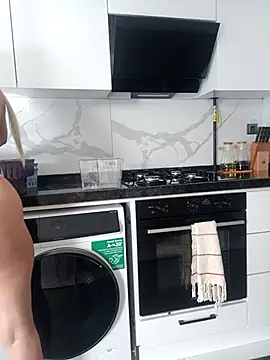 Sweet xxBuse online show from 12.21.25