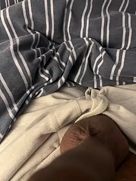 Snapshot of CurvyDicky8 chatting on 11.25.25 CurvyDicky8 online show from 11.25.25