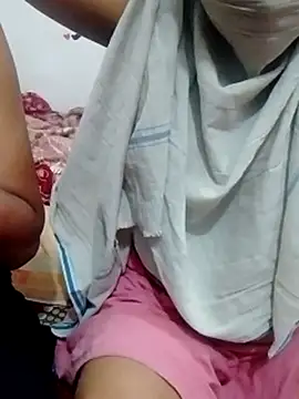 hot couple 000 online show from 02.27.26