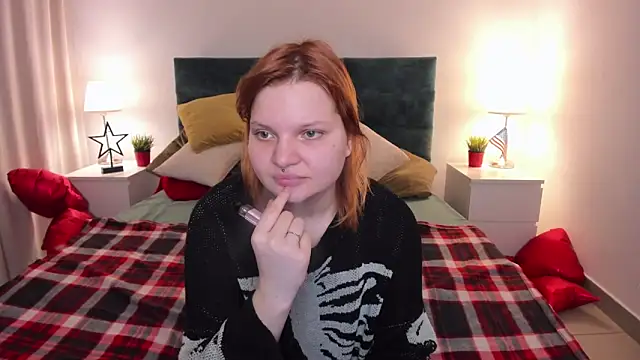 babyyullii online show from 02.25.26