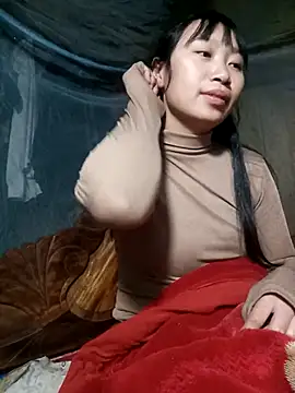 Snapshot of Linh_sexy98 chatting on 11.22.25 Linh sexy98 online show from 11.22.25