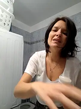 Piediniecollant online show from 12.19.25