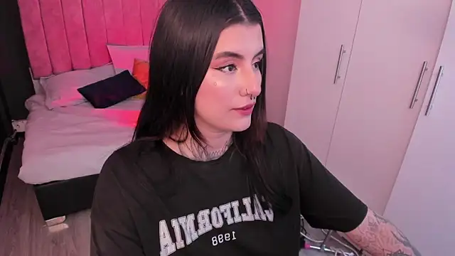 Snapshot of mia_jagger chatting on 03.16.26 mia jagger online show from 03.16.26