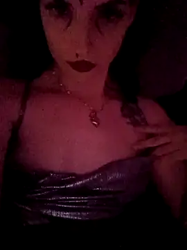 Snapshot of Heavenlyangelforever chatting on 10.29.25 Heavenlyangelforever online show from 10.29.25