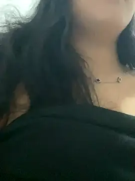 Snapshot of morenahhwy chatting on 11.05.25 morenahhwy online show from 11.05.25