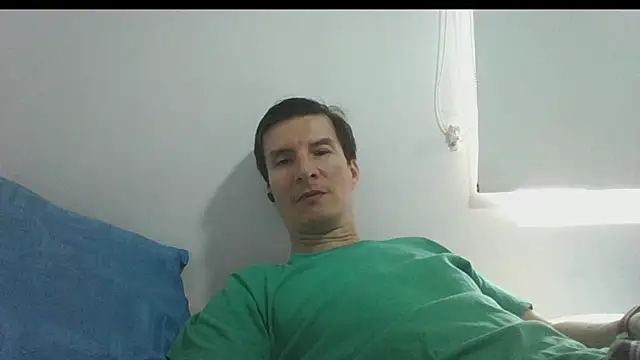 carliesexyman online show from 11.15.25