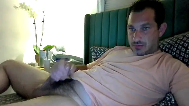 Snapshot of ckraiders84 chatting on 05.17.26 ckraiders84 online show from 05.17.26