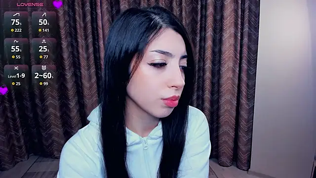 Snapshot of TonjaNeace chatting on 11.28.25 TonjaNeace online show from 11.28.25