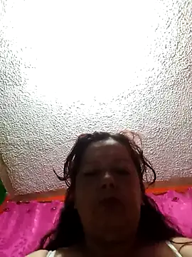 Snapshot of penny_foxxxy chatting on 11.04.25 penny foxxxy online show from 11.04.25