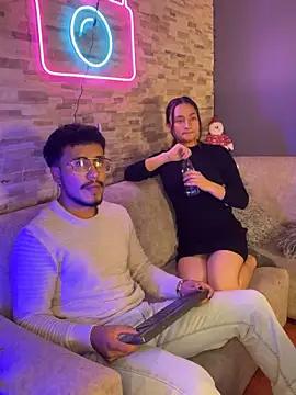 Noa N Luxy online show from 12.05.25