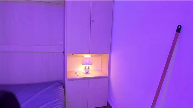 GabyMason  online show from 02.19.26