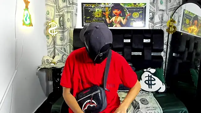 Snapshot of Latin_Duo13 chatting on 11.24.25 Latin Duo13 online show from 11.24.25