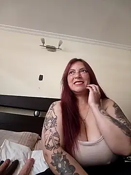 SofiBelluccix online show from 10.30.25