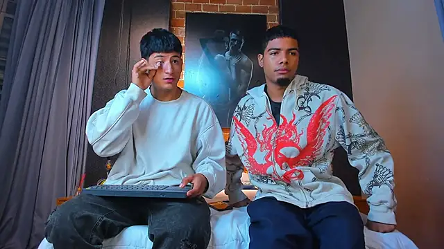 Snapshot of Jack_and_Joes chatting on 11.20.25 Jack and Joes online show from 11.20.25