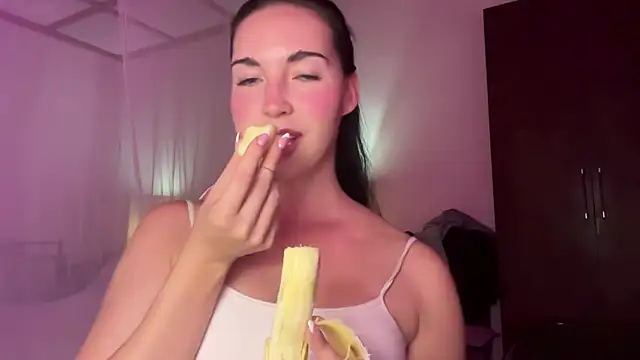 Bae Belle online show from 11.29.25